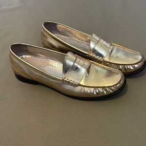 COLE HAAN Gold shiny Gold  Nike air LOAFERS womens Shoes size 10.5